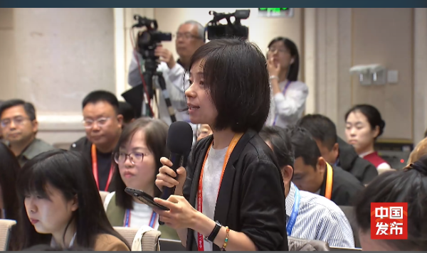 炒股交流平台 金融监管总局局长李云泽答《金融时报》记者问