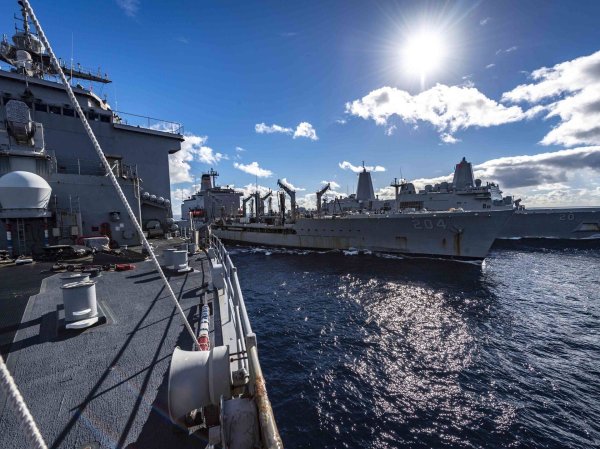 在线配资论坛官网 19国兵力集结，815A侦察船南下，美军的一举一动，都被解放军掌握